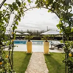 Villatota Apartman *
