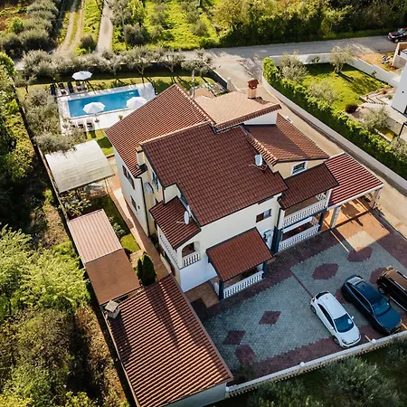 Villatota *