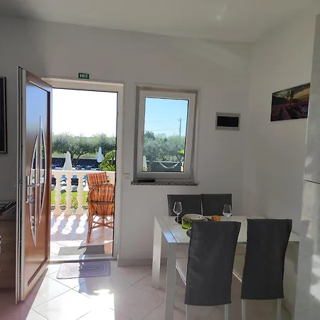 Villatota Appartement *